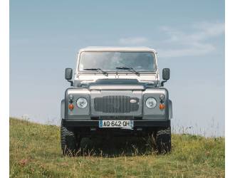 Calandre land rover defender classique vintage