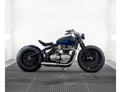 Triumph Bobber 1200 Moon