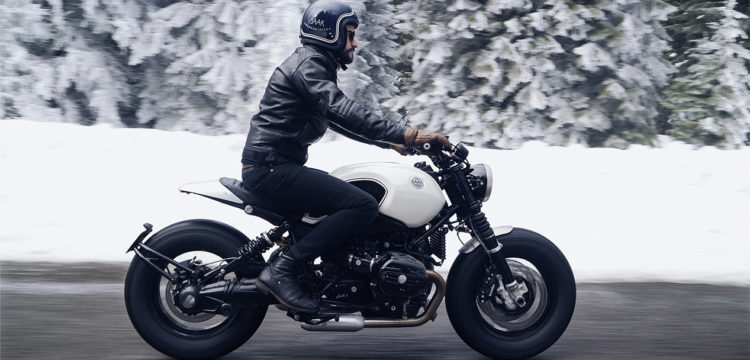 BMW R NineT Bobber par l'atelier BAAK
