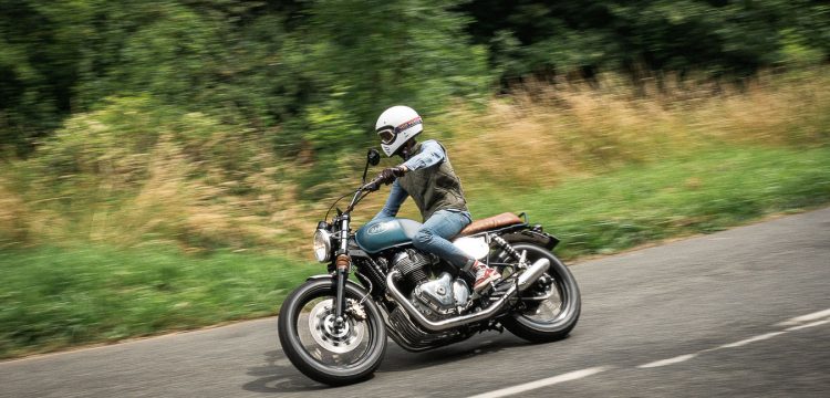 Royal Enfield 650 Interceptor photographiée par Julien Demaugé-Bost
