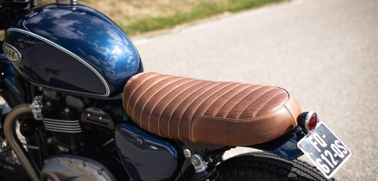 Kit selle courte TRIUMPH T100 BAAK