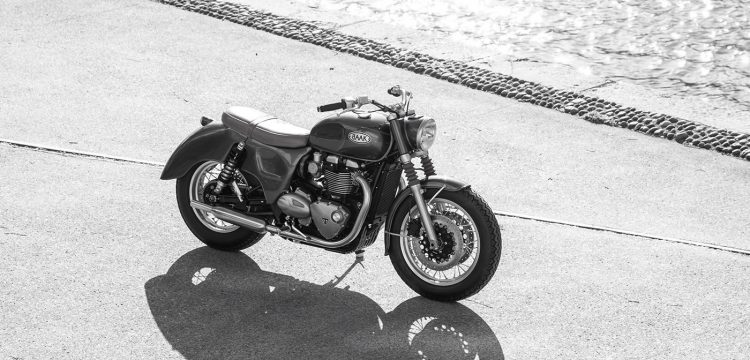 Custom triumph bonneville L.A.