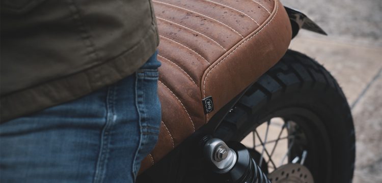 Triumph Bonneville selle marron