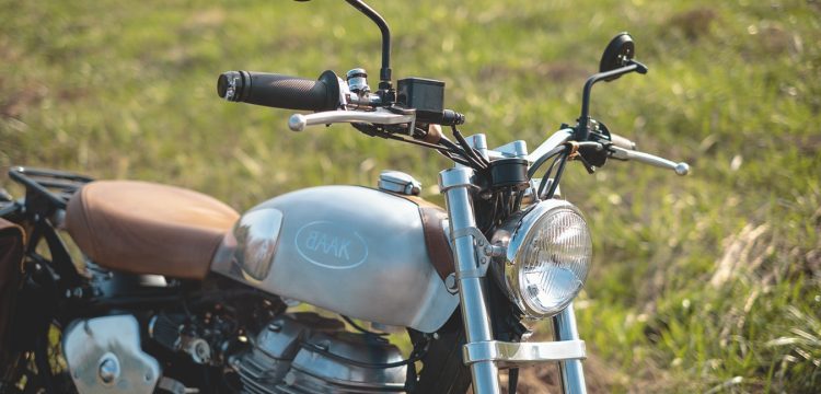 Poste de pilotage Royal Enfield Classic 500