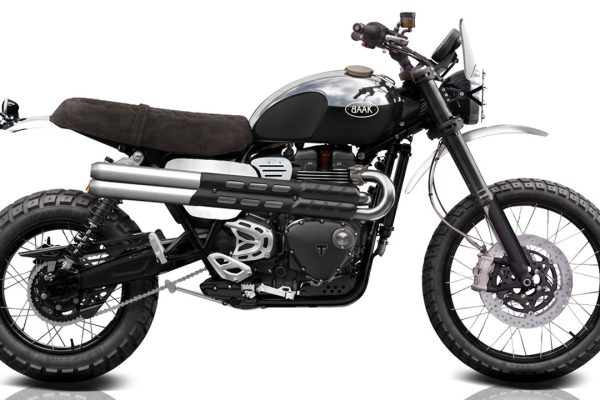 Triumph Scrambler 1200 XE/XC BAAK, réservoir argent et échappement inox poli